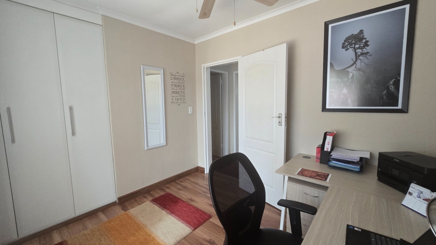 4 Bedroom Property for Sale in Safari Gardens North West